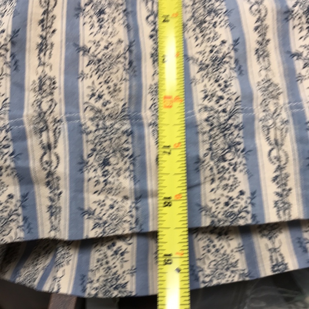 Aureum Lakeland Floral Striped Peasant Top - Picture 9 of 9
